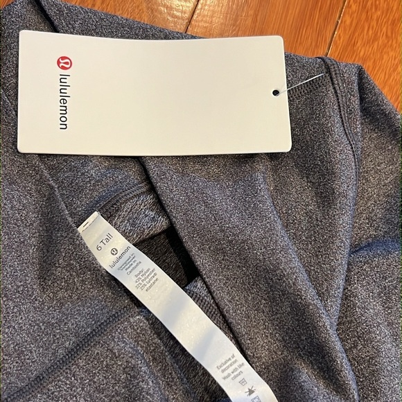 🌸 New Lululemon Wunder Under High Rise Tight 31” Size 6 Tall - Picture 3 of 7